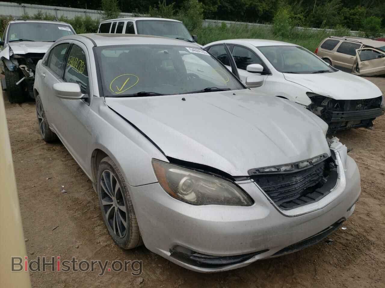 Фотография 1C3CCBBGXCN250500 - CHRYSLER 200 2012