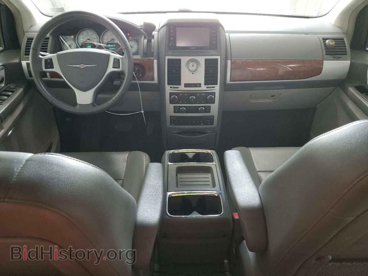 2009 CHRYSLER MINIVAN - VIN: 2A8HR54X59R598093 - Фото 8