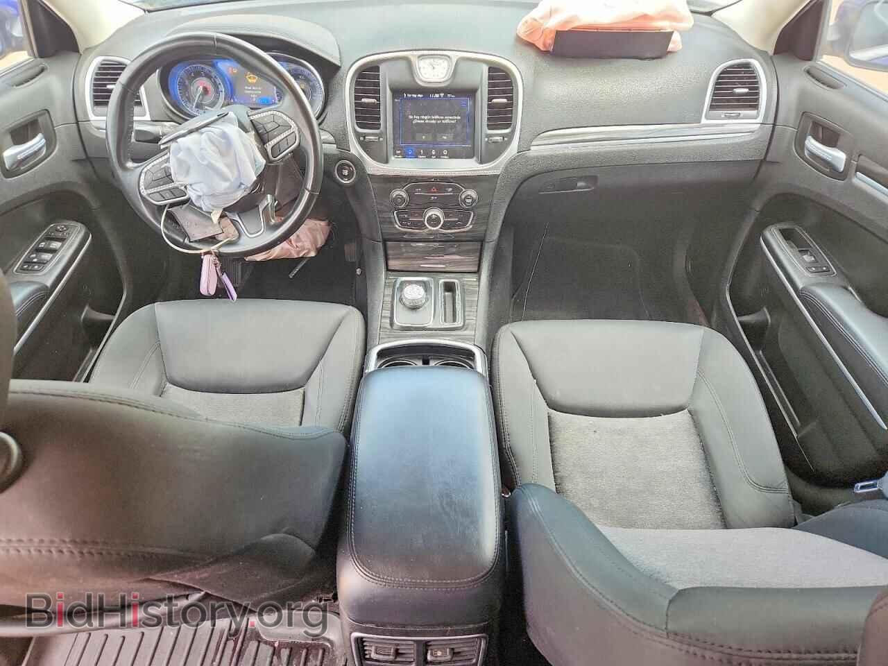 2020 CHRYSLER 300 - VIN: 2C3CCAAG1LH189560 - Фото 8