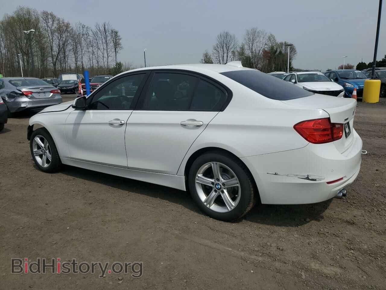 2015 BMW 3 SERIES - VIN: WBA3B5C53FF960590 - Фото 2