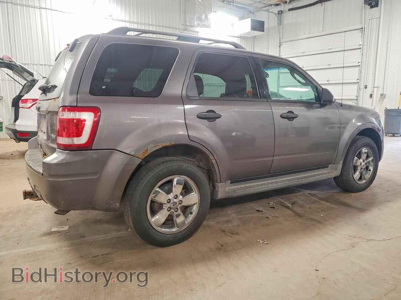 2010 FORD ESCAPE - VIN: 1FMCU9DG9AKD17211 - Фото 3
