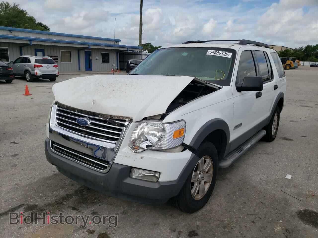 2006 FORD EXPLORER - VIN: 1FMEU63E76UB64637 - Photo 2