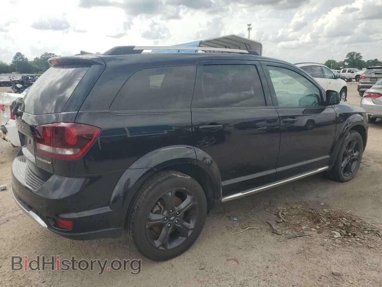 2020 DODGE JOURNEY - VIN: 3C4PDCGB0LT267576 - Фото 3