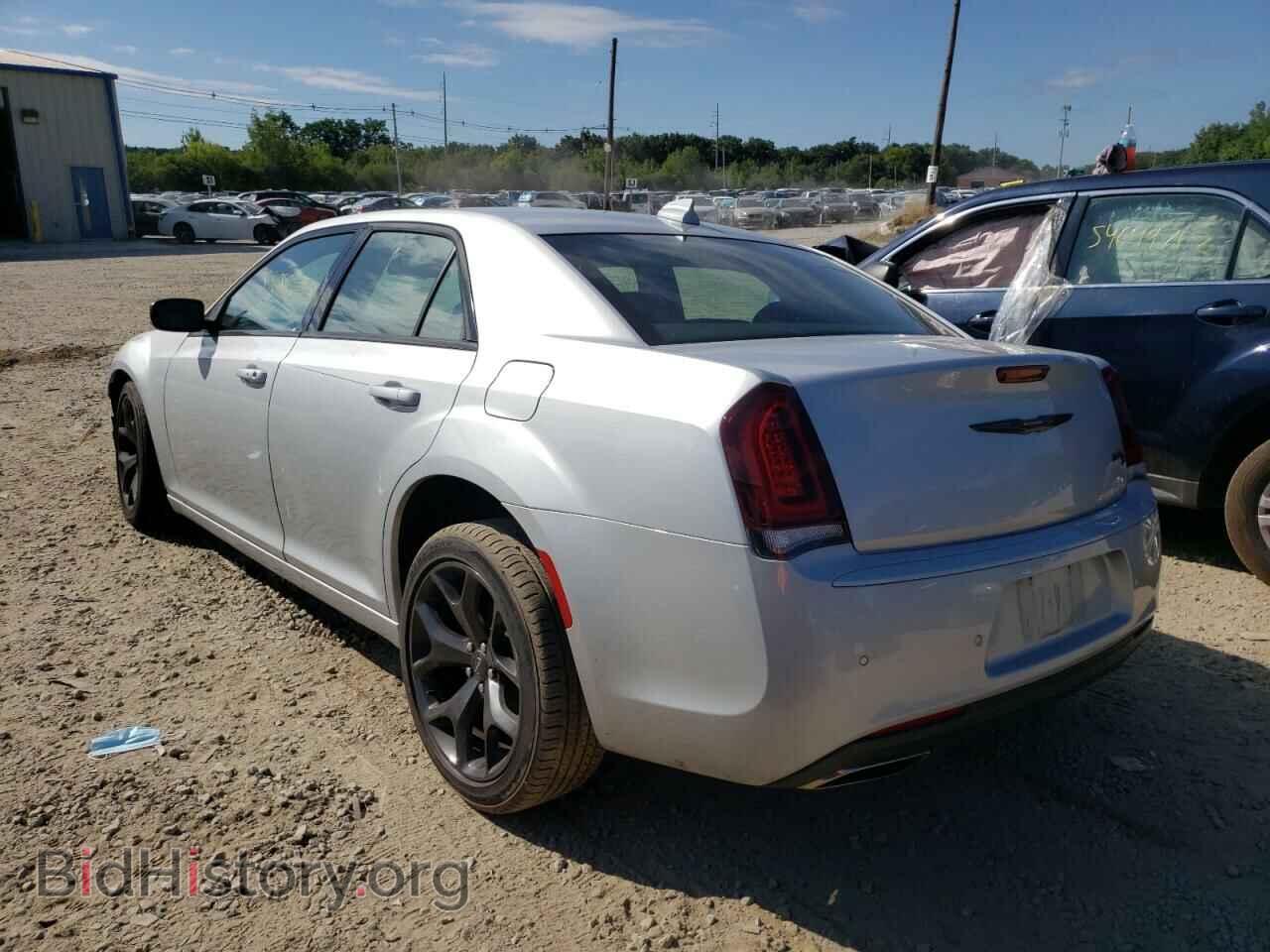 2021 CHRYSLER 300 - VIN: 2C3CCABG8MH545647 - Фото 3