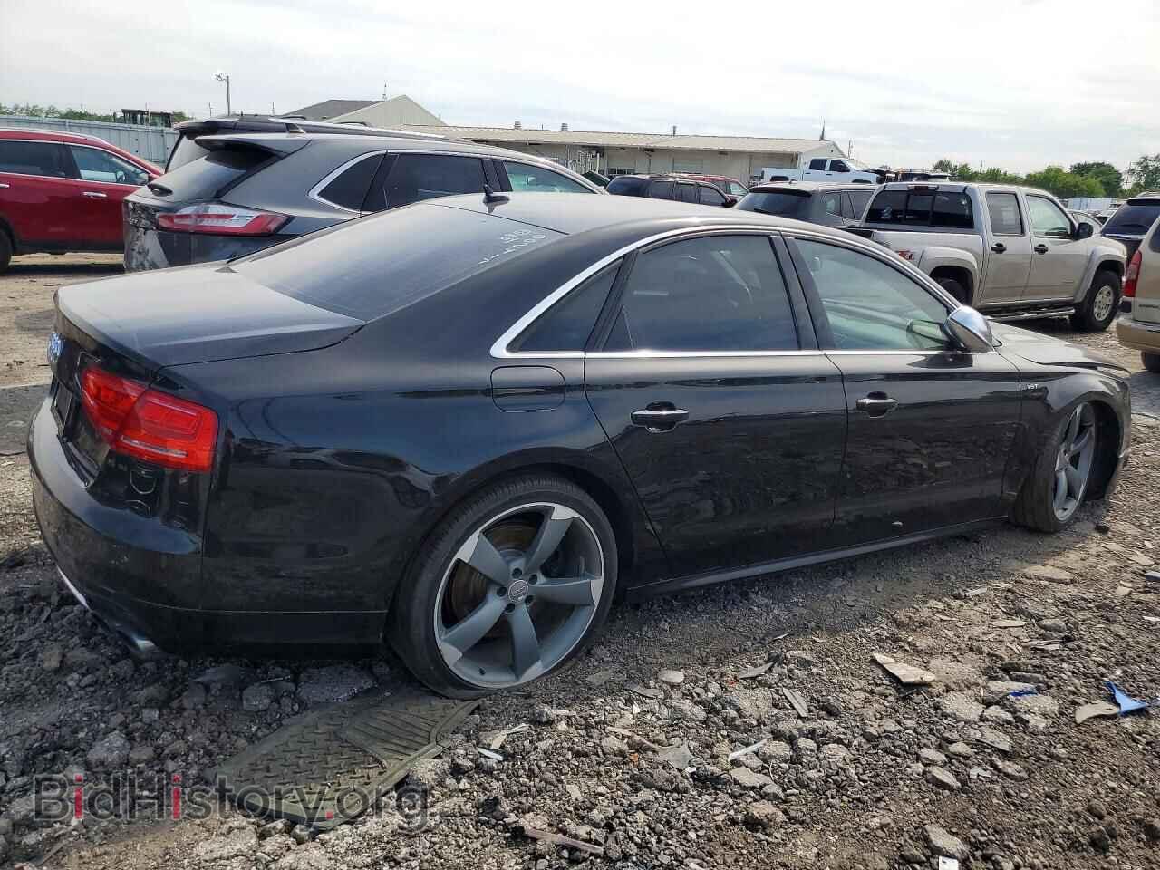 2014 AUDI S8 - VIN: WAUD2AFD4EN002417 - Фото 3