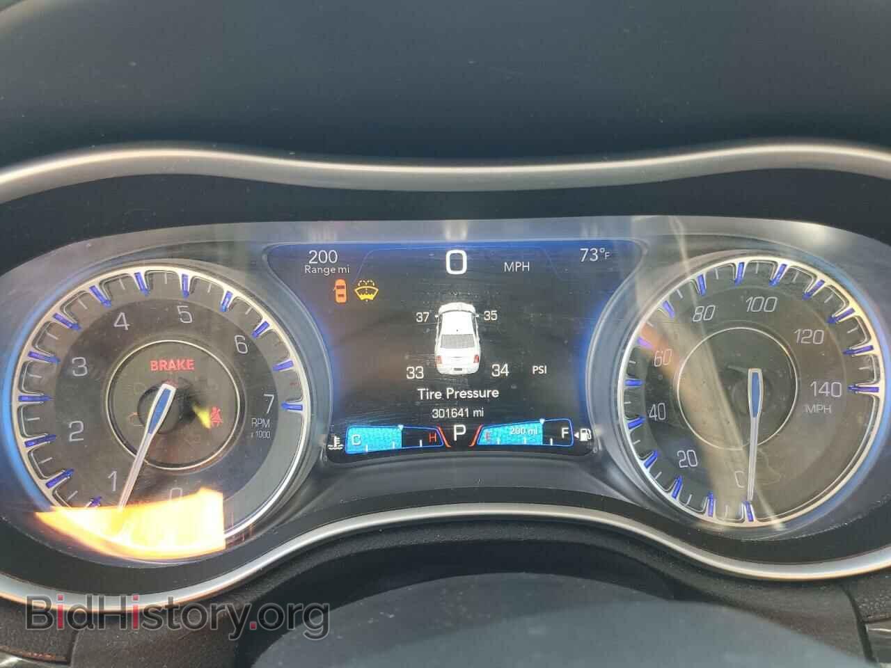 2015 CHRYSLER 300 - VIN: 2C3CCAAG2FH814083 - Фото 8