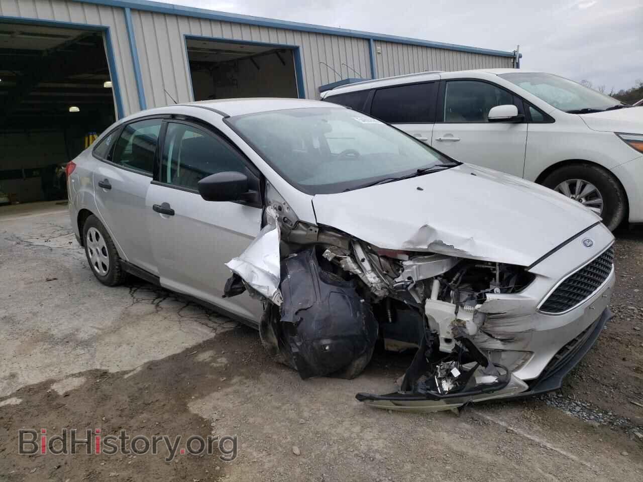 2017 FORD FOCUS - VIN: 1FADP3E28HL275432 - Photo 4