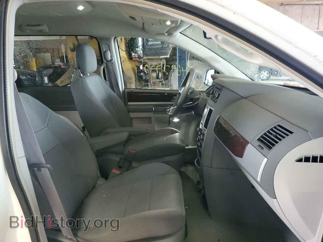 2010 CHRYSLER MINIVAN - VIN: 2A4RR5D16AR278254 - Фото 5