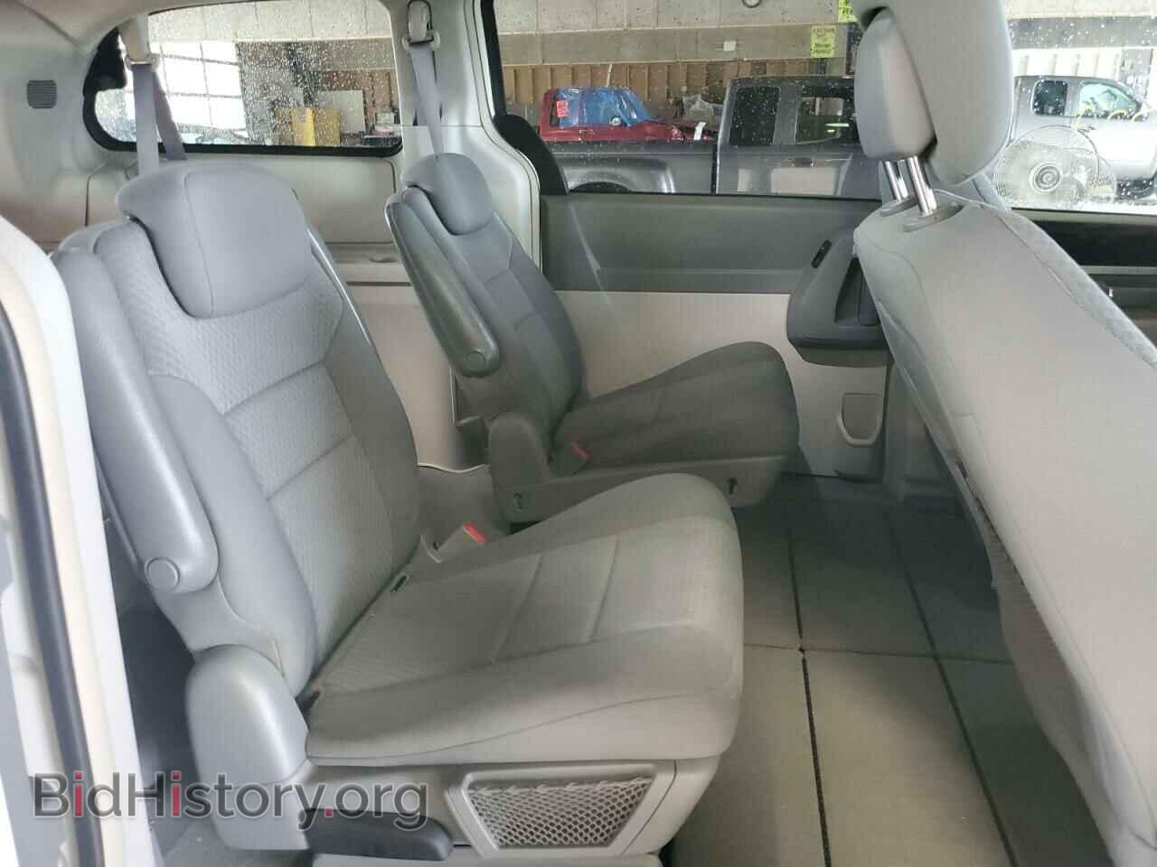 2010 CHRYSLER MINIVAN - VIN: 2A4RR5D16AR278254 - Фото 6
