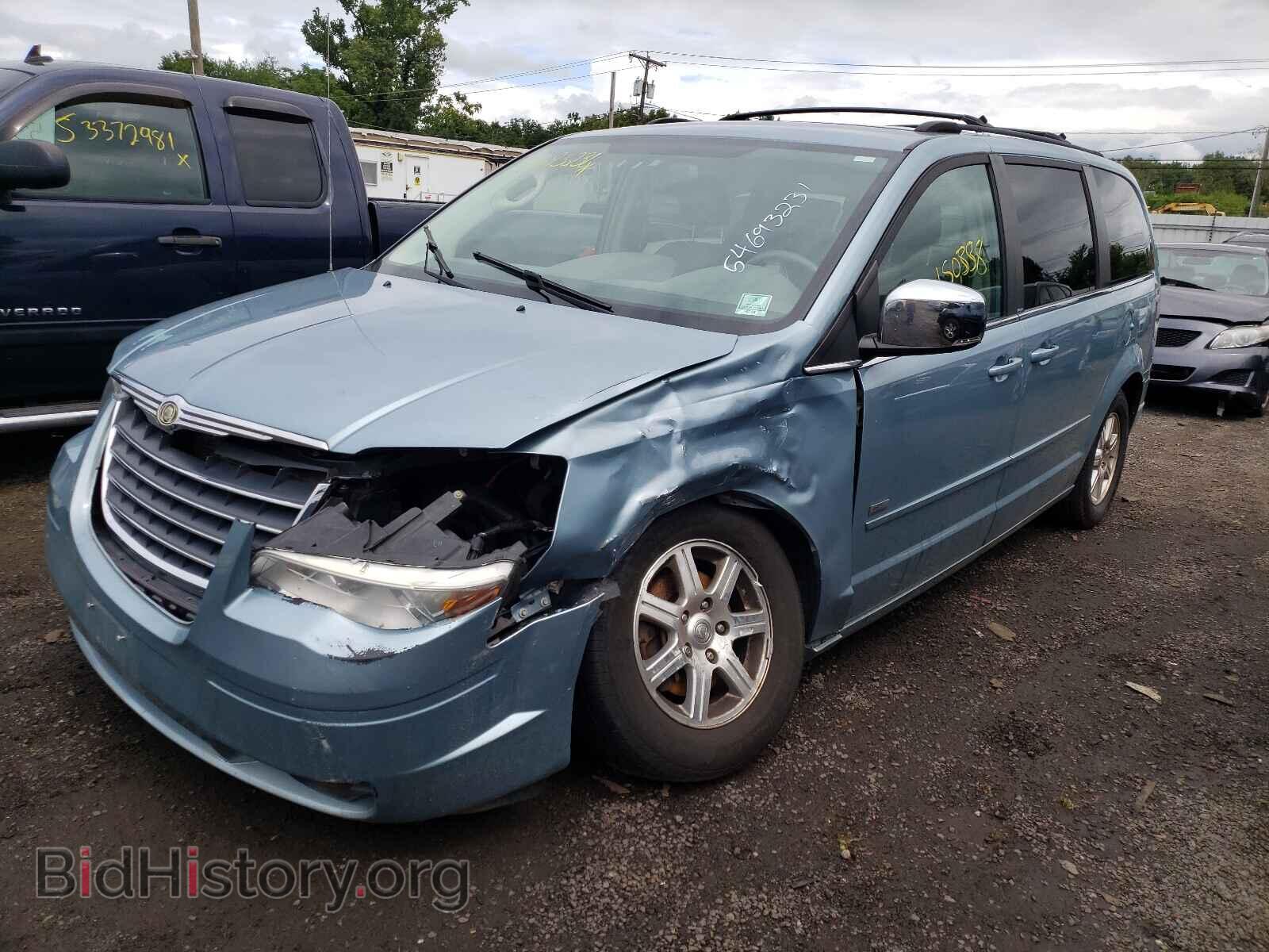 2008 CHRYSLER MINIVAN - VIN: 2A8HR54P88R702039 - Photo 2