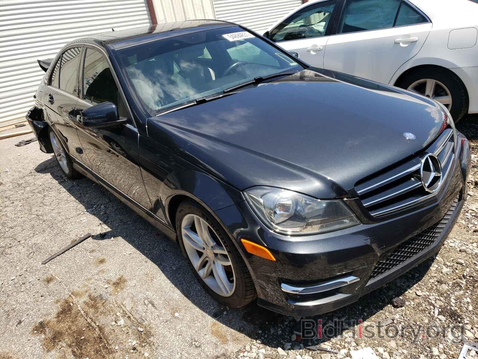 Photo WDDGF4HB8EG208786 - MERCEDES-BENZ C-CLASS 2014