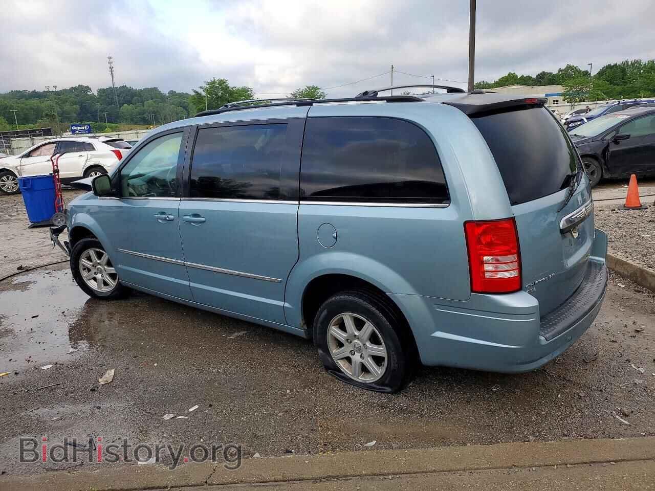 2010 CHRYSLER MINIVAN - VIN: 2A4RR8DX2AR368135 - Фото 2