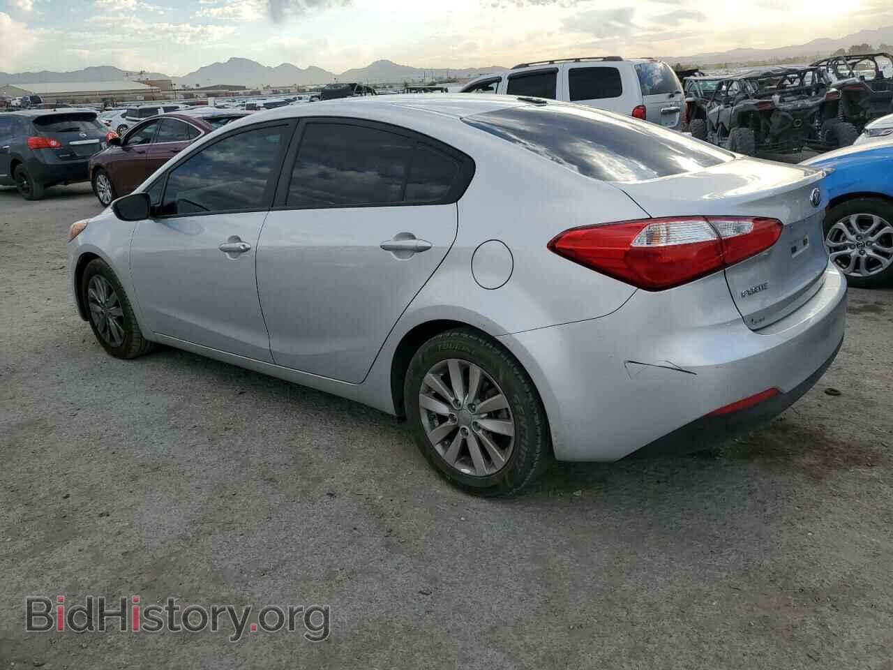 2015 KIA FORTE - VIN: KNAFX4A63F5285592 - Фото 2
