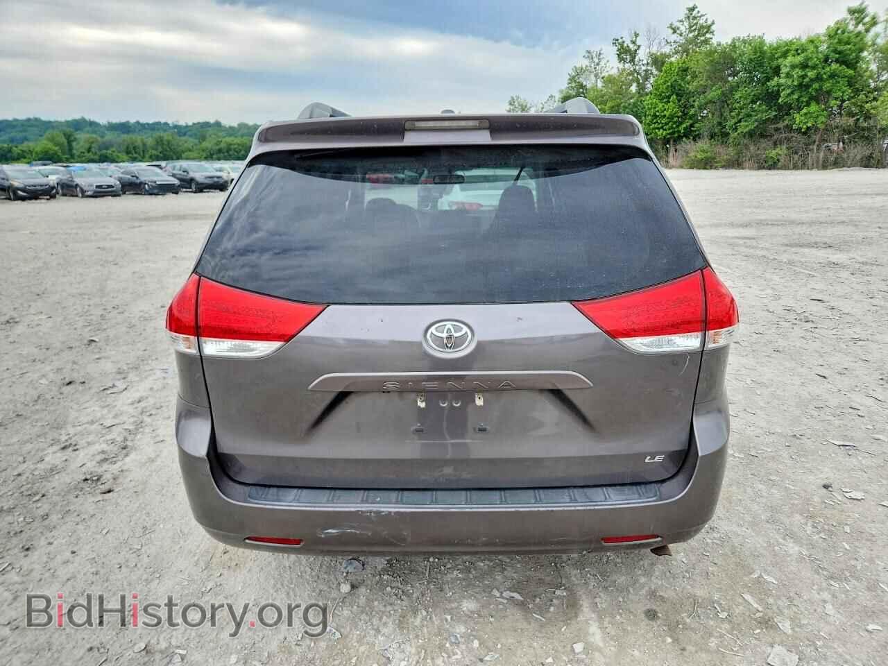 2011 TOYOTA SIENNA - VIN: 5TDKK3DC5BS167897 - Фото 6