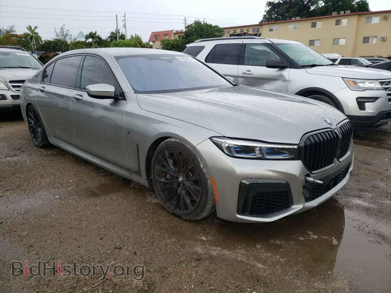 2020 BMW M7 - VIN: WBA7U6C00LBM62937 - Фото 4