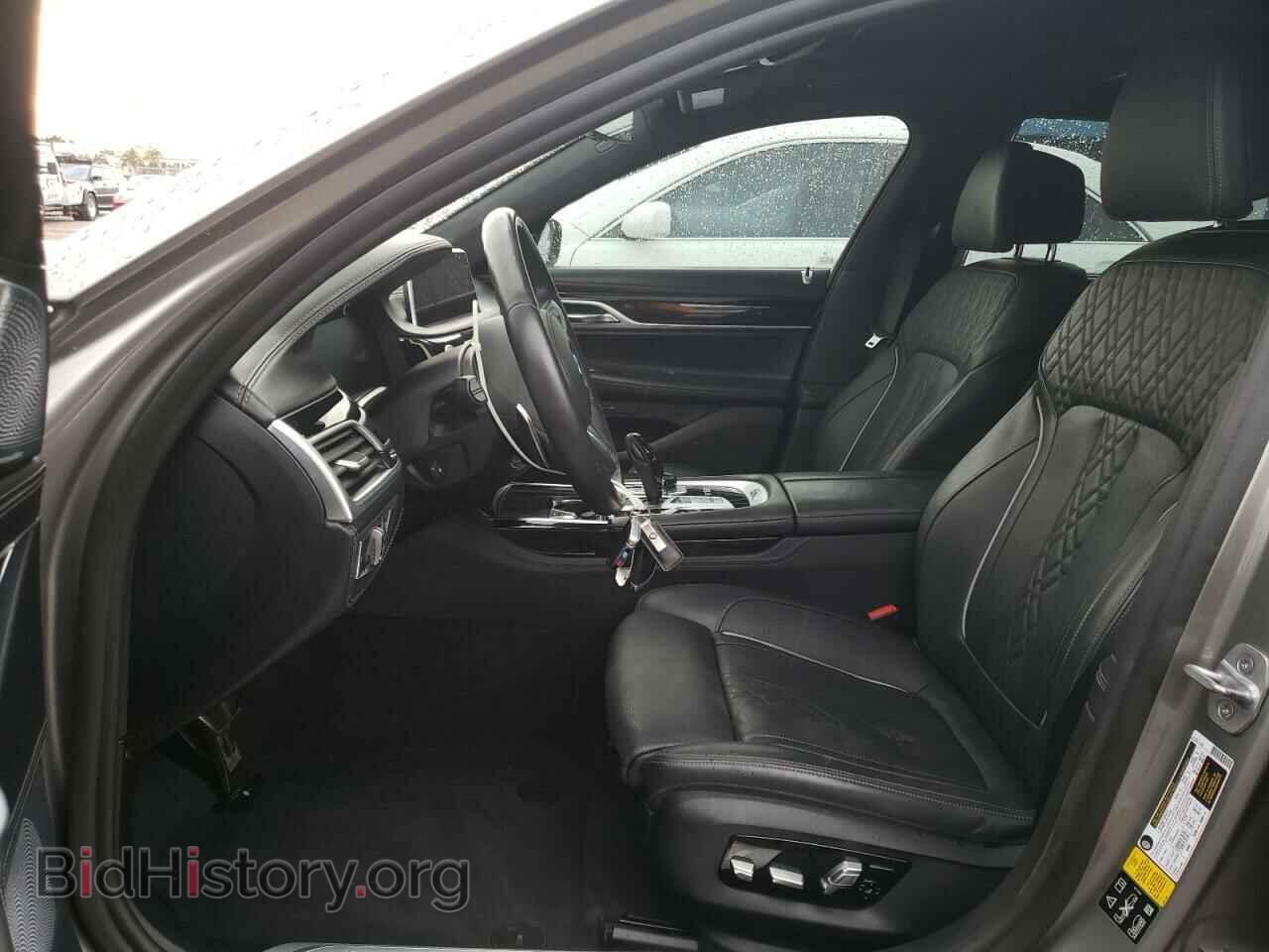 2020 BMW M7 - VIN: WBA7U6C00LBM62937 - Фото 7