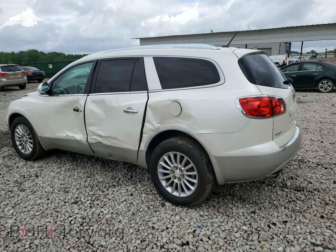 2012 BUICK ENCLAVE - VIN: 5GAKRCED8CJ245446 - Фото 2