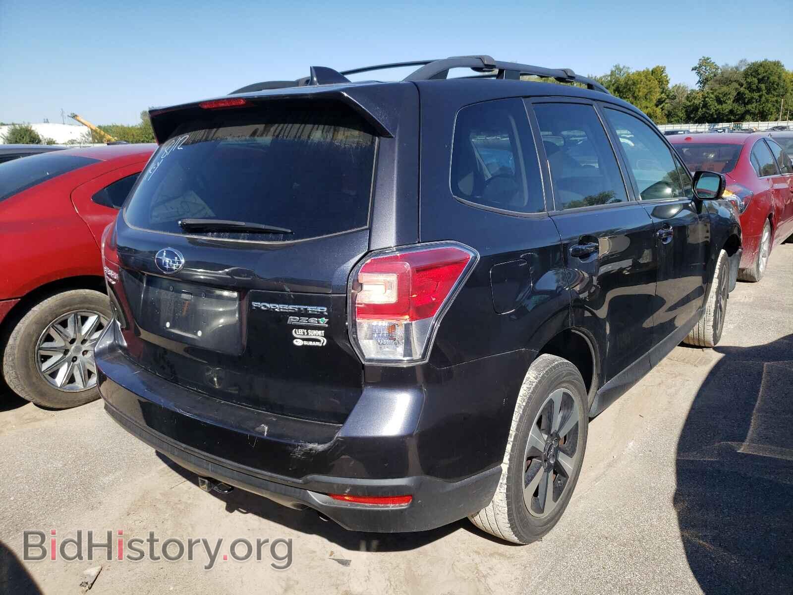 2017 SUBARU FORESTER - VIN: JF2SJAEC9HH804195 - Фото 4