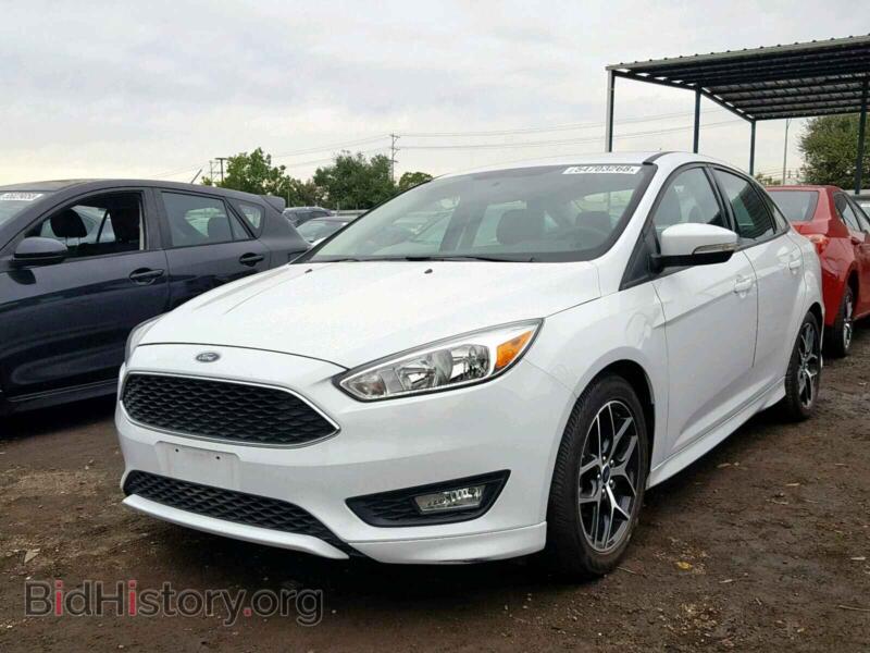 2016 Ford FOCUS (VIN 1FADP3F2XGL344313) — фото 2 из 10