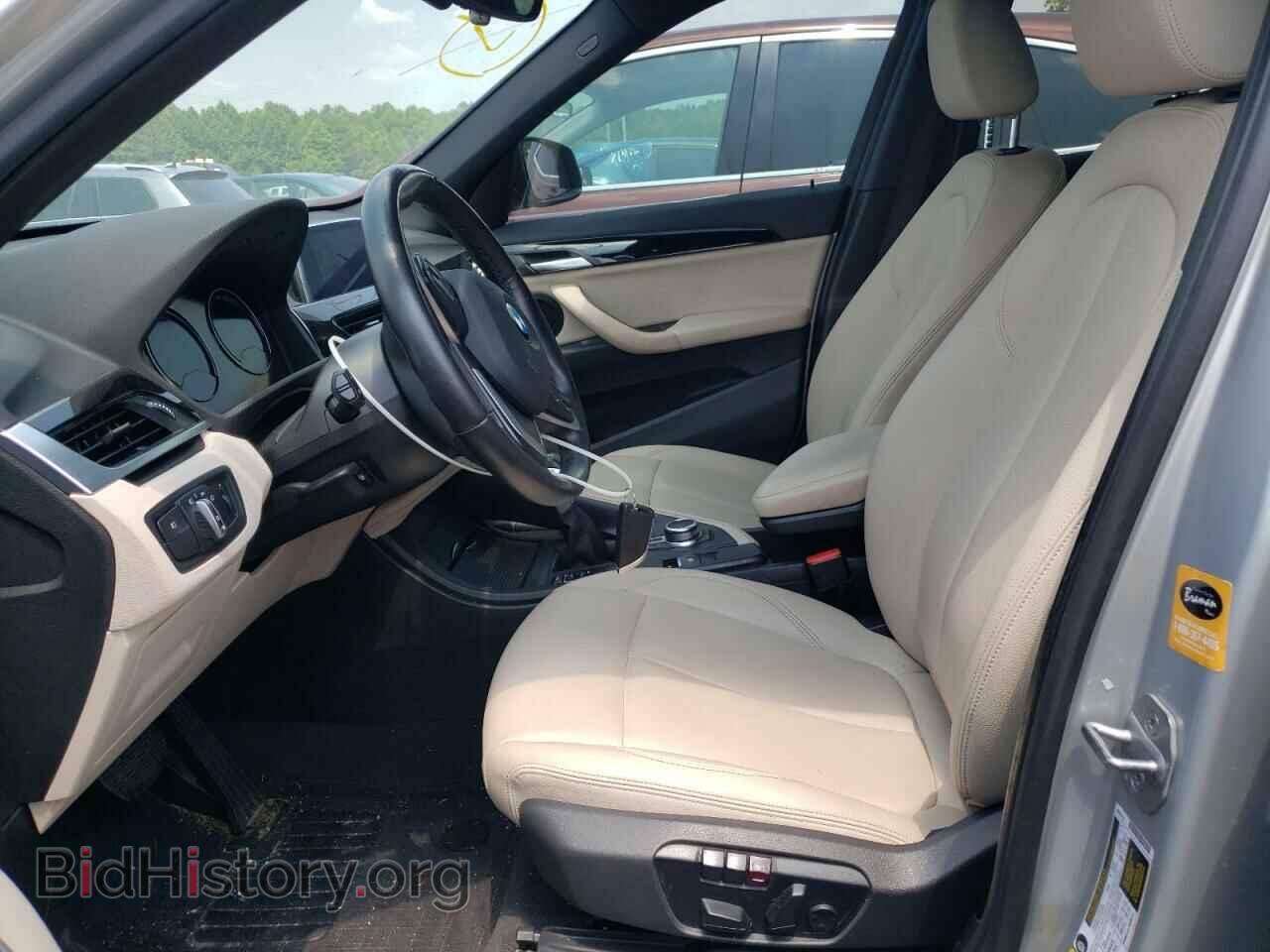 2018 BMW X1 - VIN: WBXHU7C33J3F04585 - Фото 7