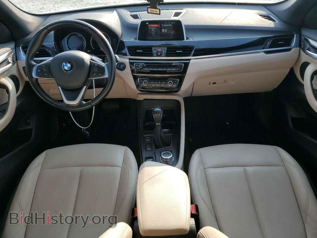 2018 BMW X1 - VIN: WBXHU7C33J3F04585 - Фото 8
