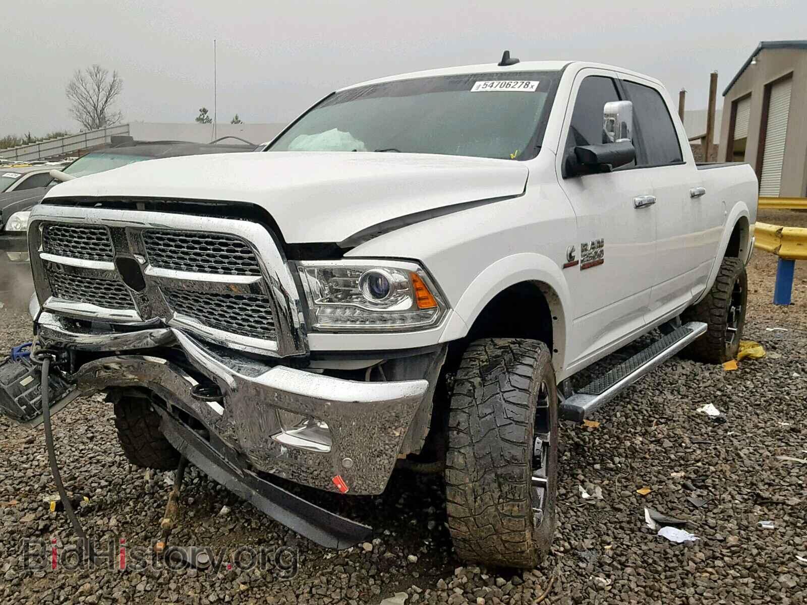 2017 RAM 2500 LARAM - VIN: 3C6UR5FL0HG519540 - Фото 2