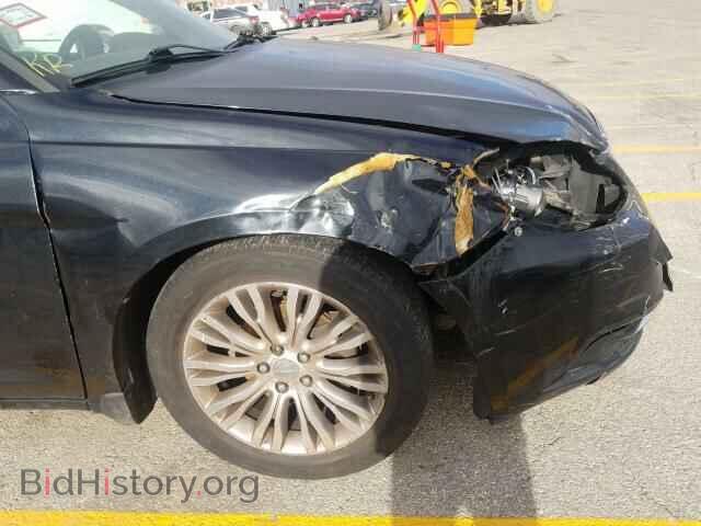 2011 CHRYSLER 200 - VIN: 1C3BC2FG1BN517835 - Фото 9