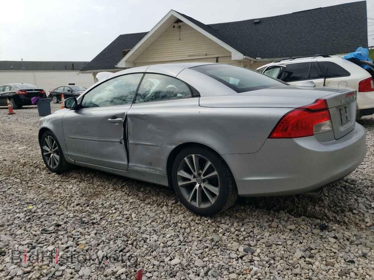 2012 VOLVO C70 - VIN: YV1672MC8CJ131532 - Фото 2