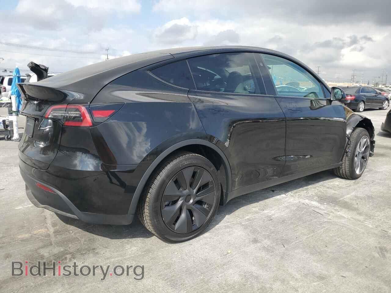 2025 TESLA MODEL Y - VIN: 7SAYGDED0SF319066 - Фото 3