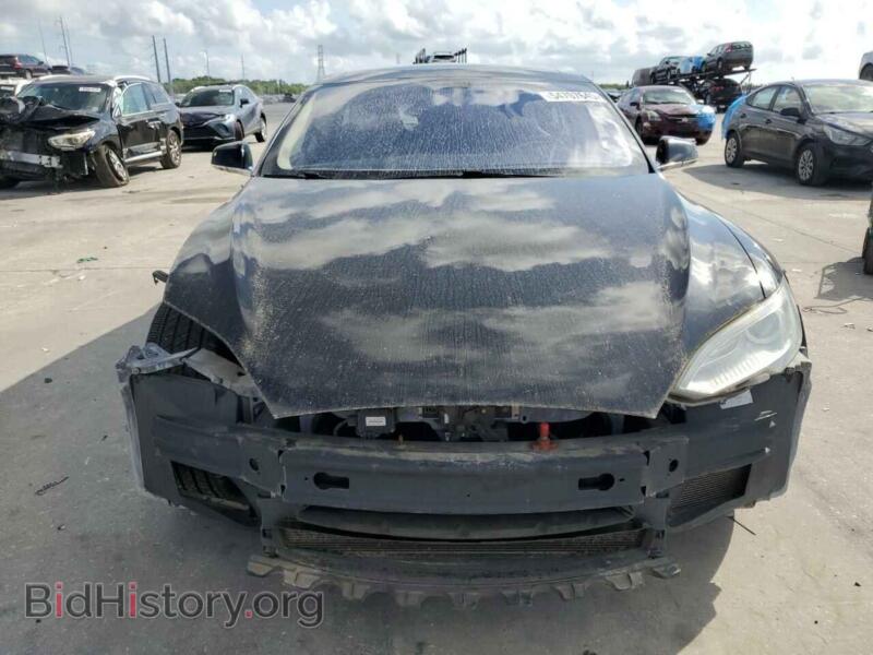2013 Tesla MODEL S (VIN 5YJSA1DP2DFP28056) — фото 5 из 13