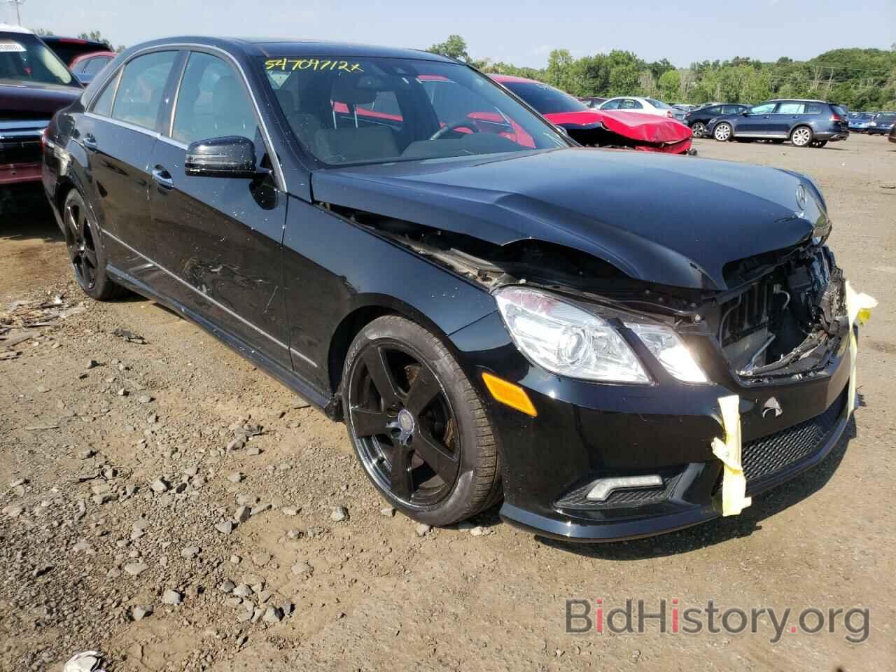 Photo WDDHF8HB6BA345722 - MERCEDES-BENZ E-CLASS 2011