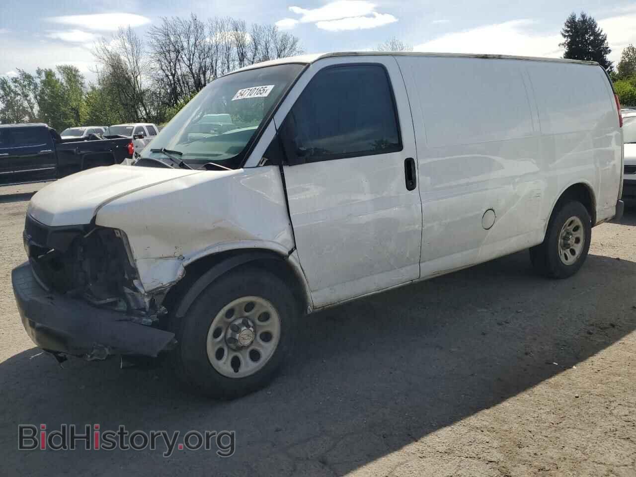 Photo 1GCSGAFX7B1126898 - CHEVROLET EXPRESS 2011