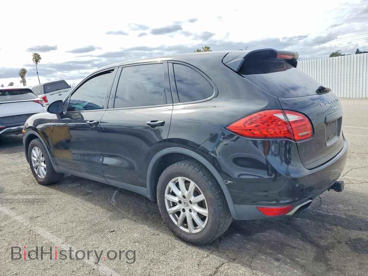 2013 PORSCHE CAYENNE - VIN: WP1AA2A27DLA06202 - Photo 2