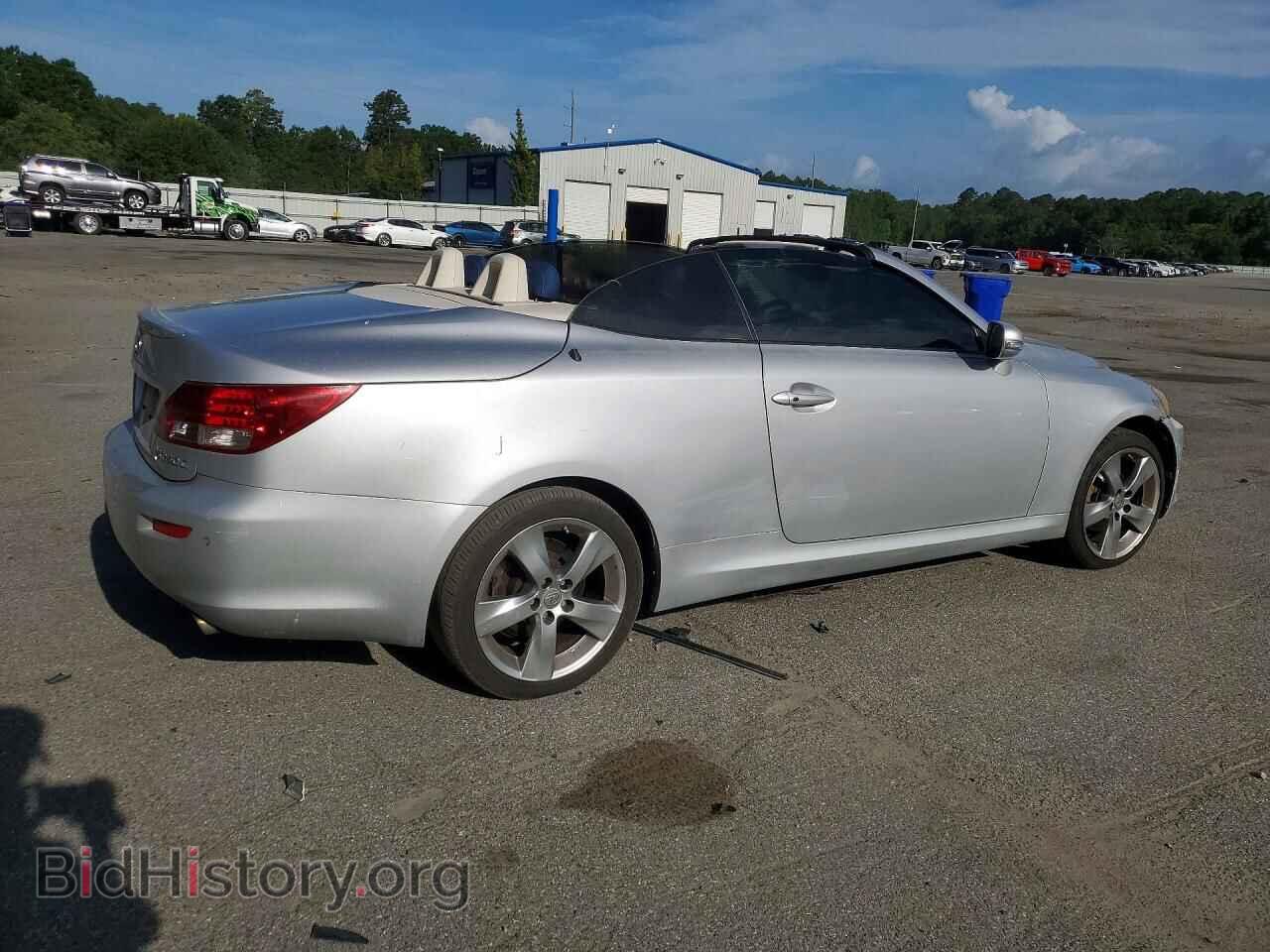 2010 LEXUS IS - VIN: JTHFF2C2XA2510751 - Photo 3