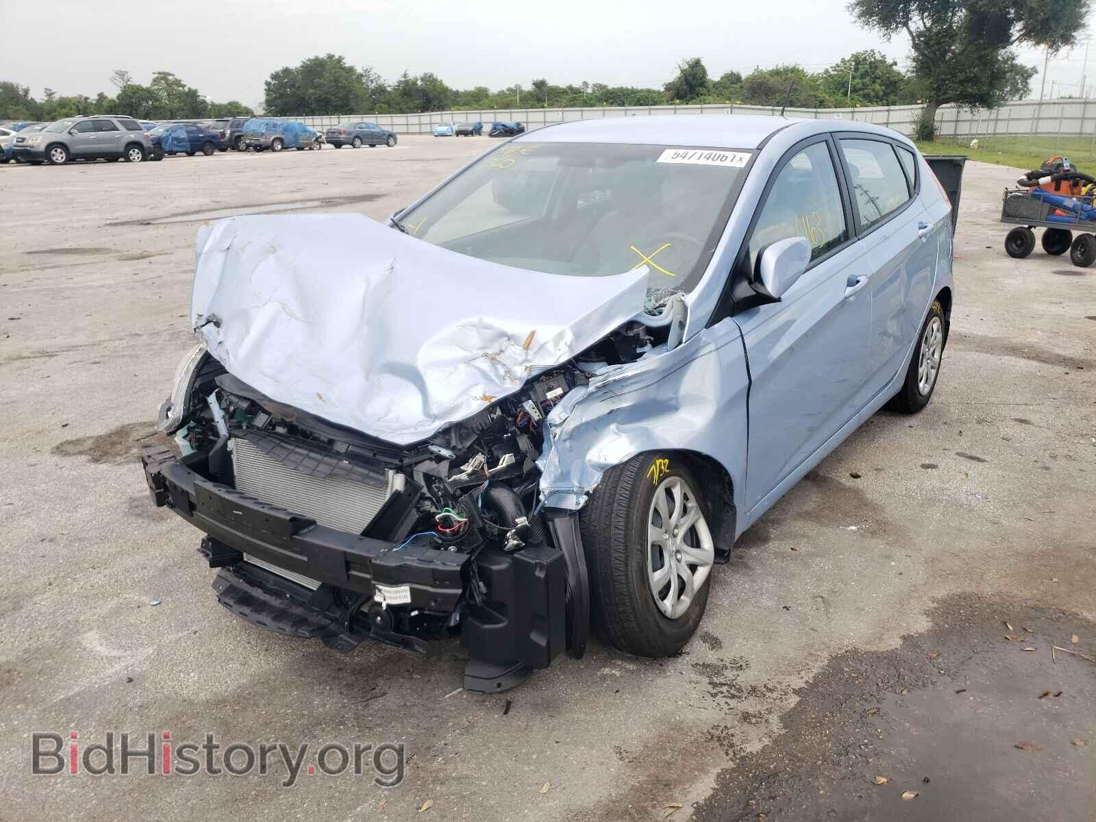 2013 HYUNDAI ACCENT - VIN: KMHCT5AE1DU138698 - Фото 2