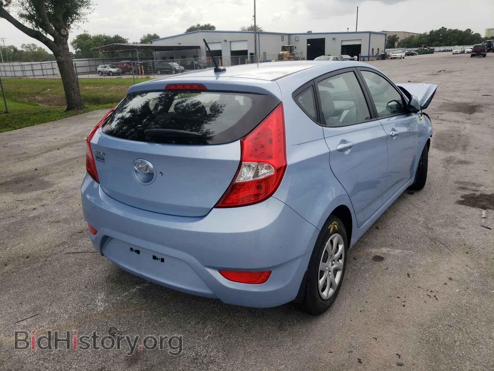 2013 HYUNDAI ACCENT - VIN: KMHCT5AE1DU138698 - Фото 4