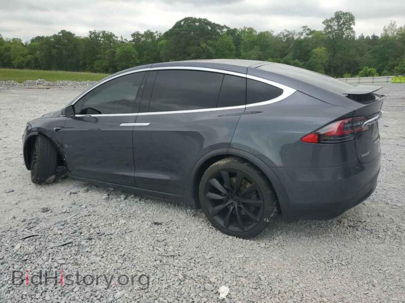 2017 Tesla MODEL X (VIN 5YJXCBE27HF050211) — фото 2 из 13