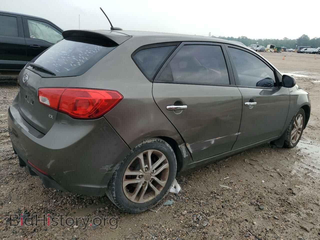 2011 KIA FORTE - VIN: KNAFU5A29B5319864 - Фото 3
