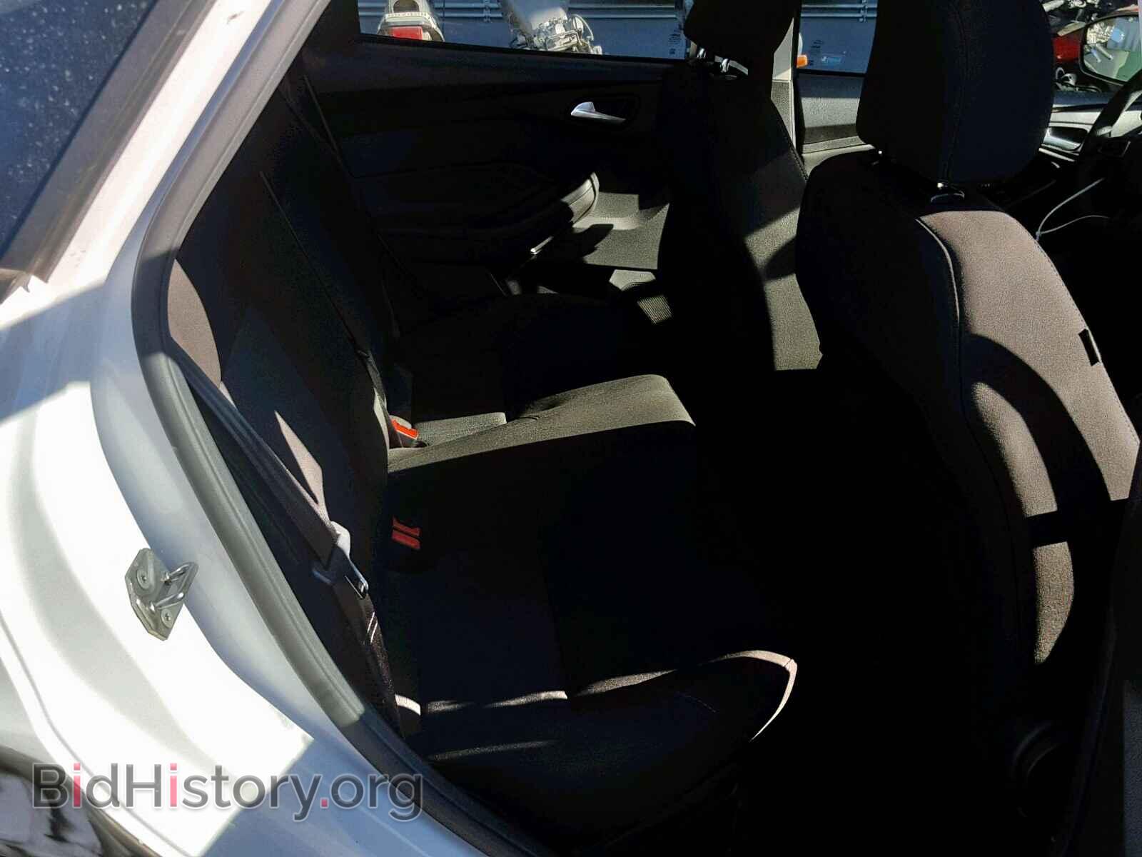 2017 FORD FOCUS SE - VIN: 1FADP3F2XHL304346 - Фото 6