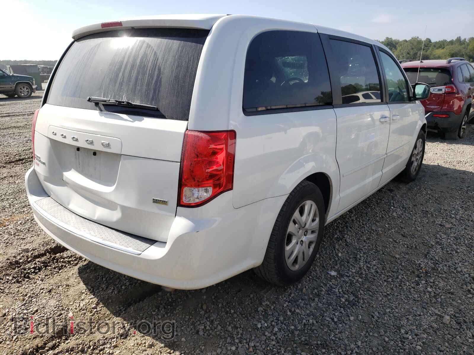 2015 DODGE CARAVAN - VIN: 2C4RDGBG0FR605567 - Photo 4