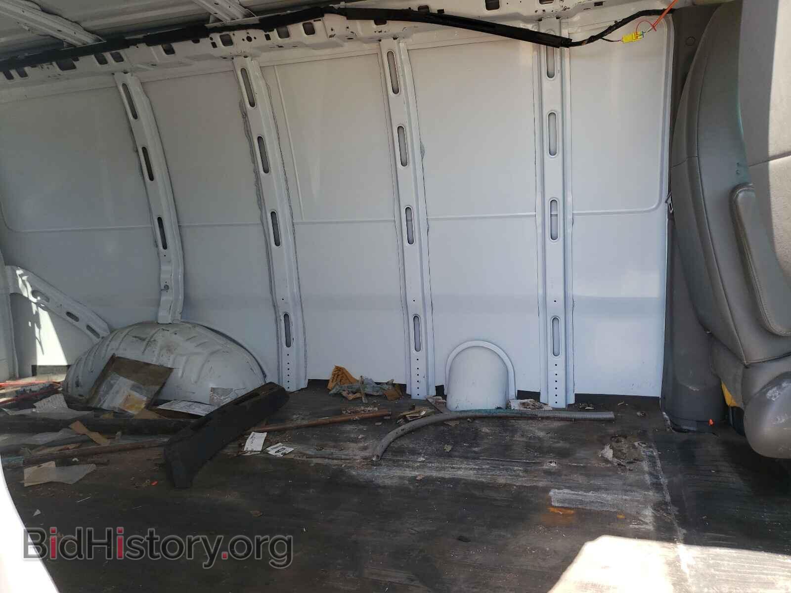 2010 CHEVROLET EXPRESS - VIN: 1GCUGAD40A1109957 - Фото 6
