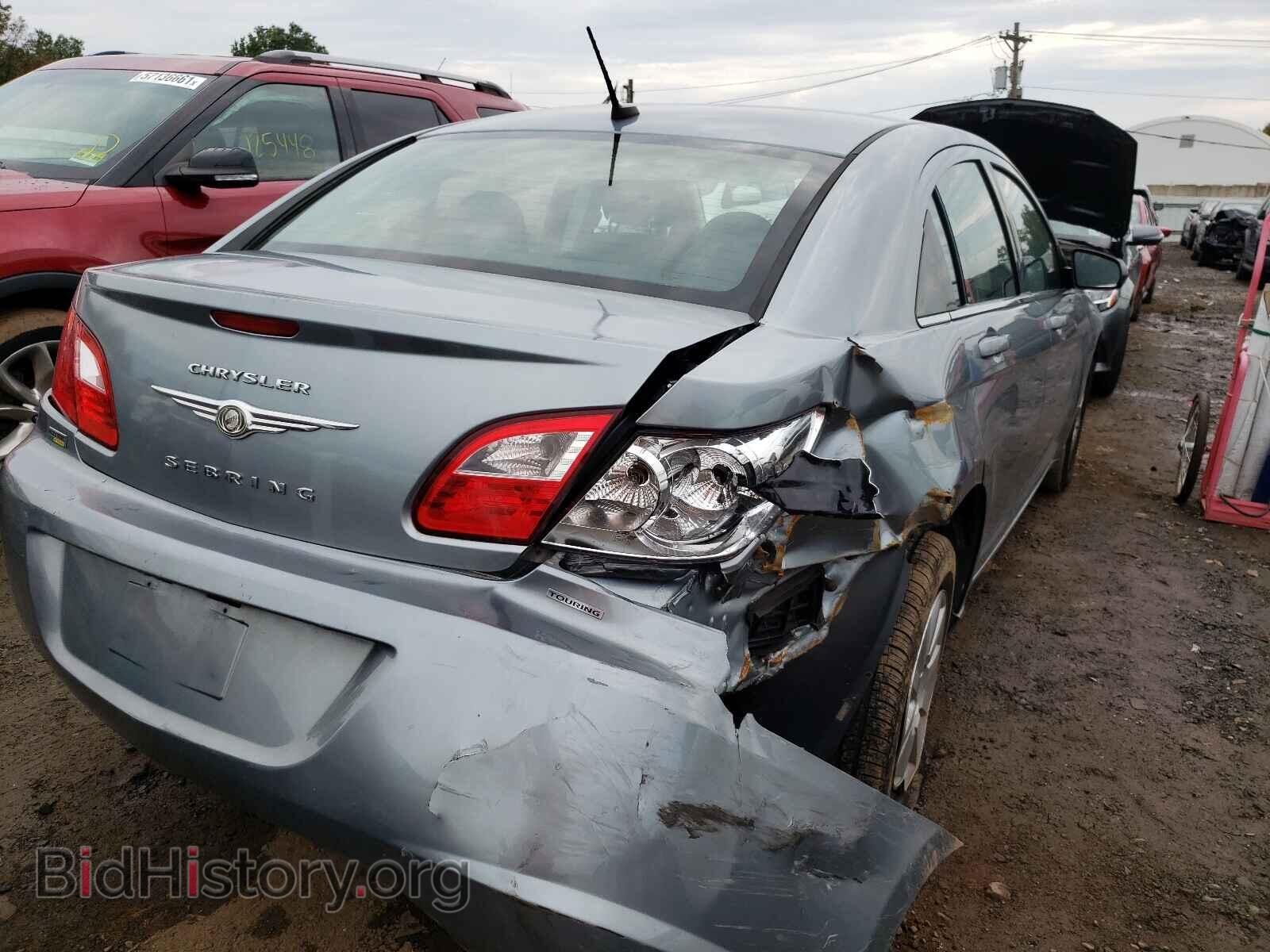 2010 CHRYSLER SEBRING - VIN: 1C3CC4FD4AN120950 - Фото 4
