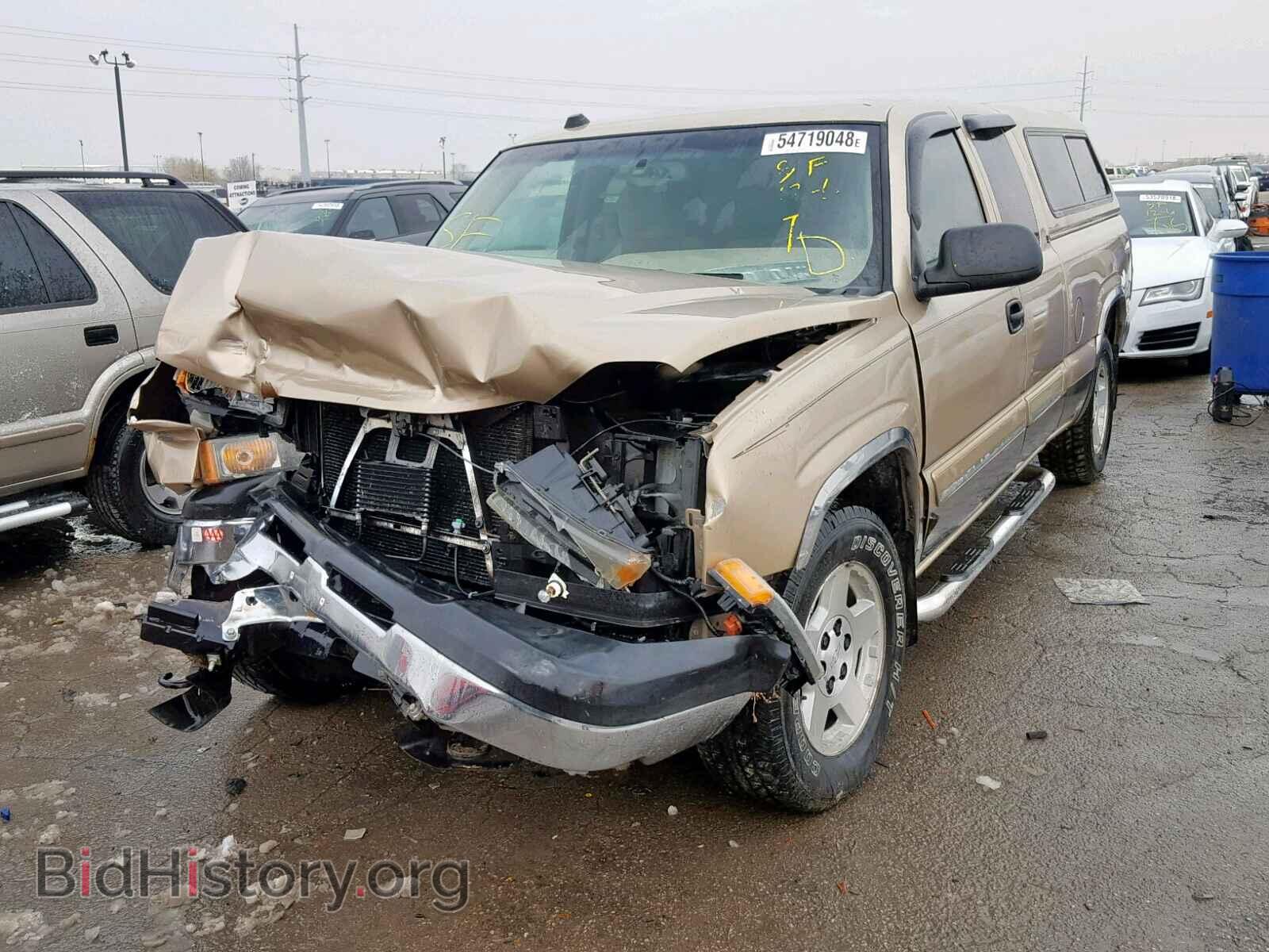 2005 CHEVROLET SILVERADO - VIN: 2GCEC19T251103996 - Фото 2