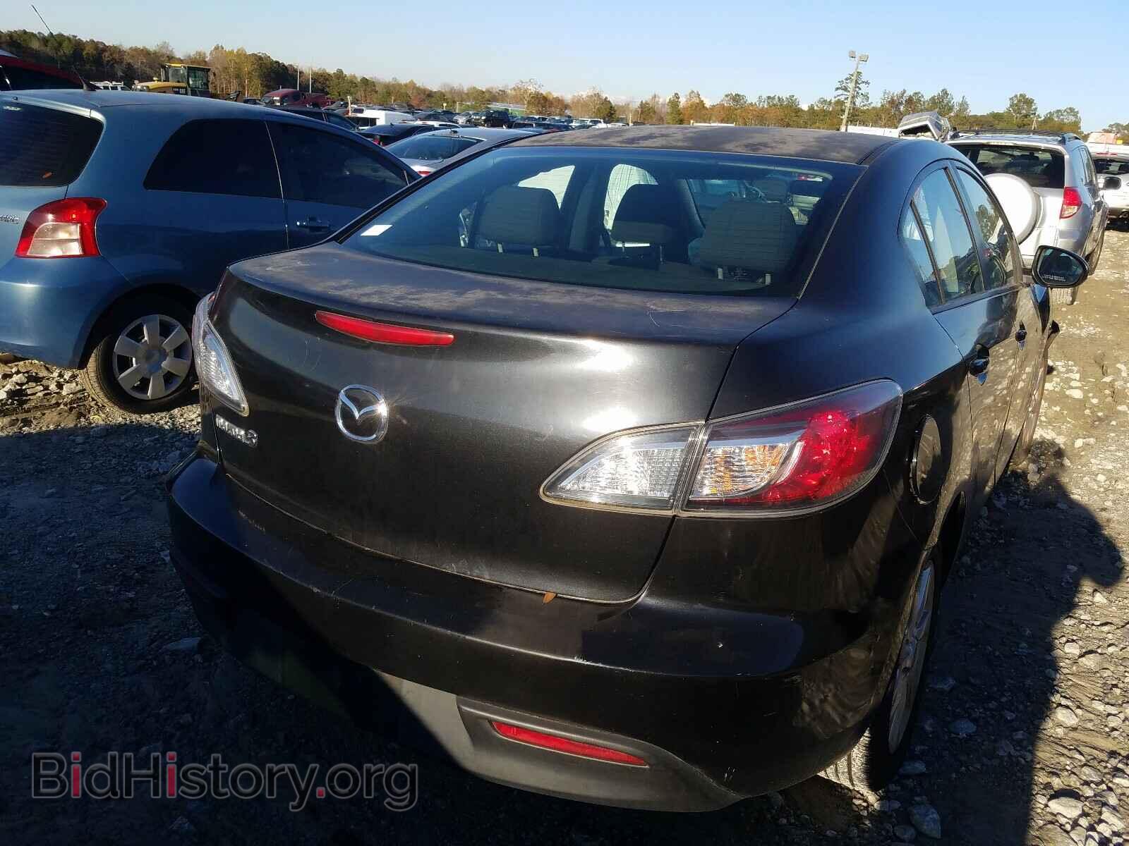2011 MAZDA 3 - VIN: JM1BL1VG9B1457575 - Фото 4
