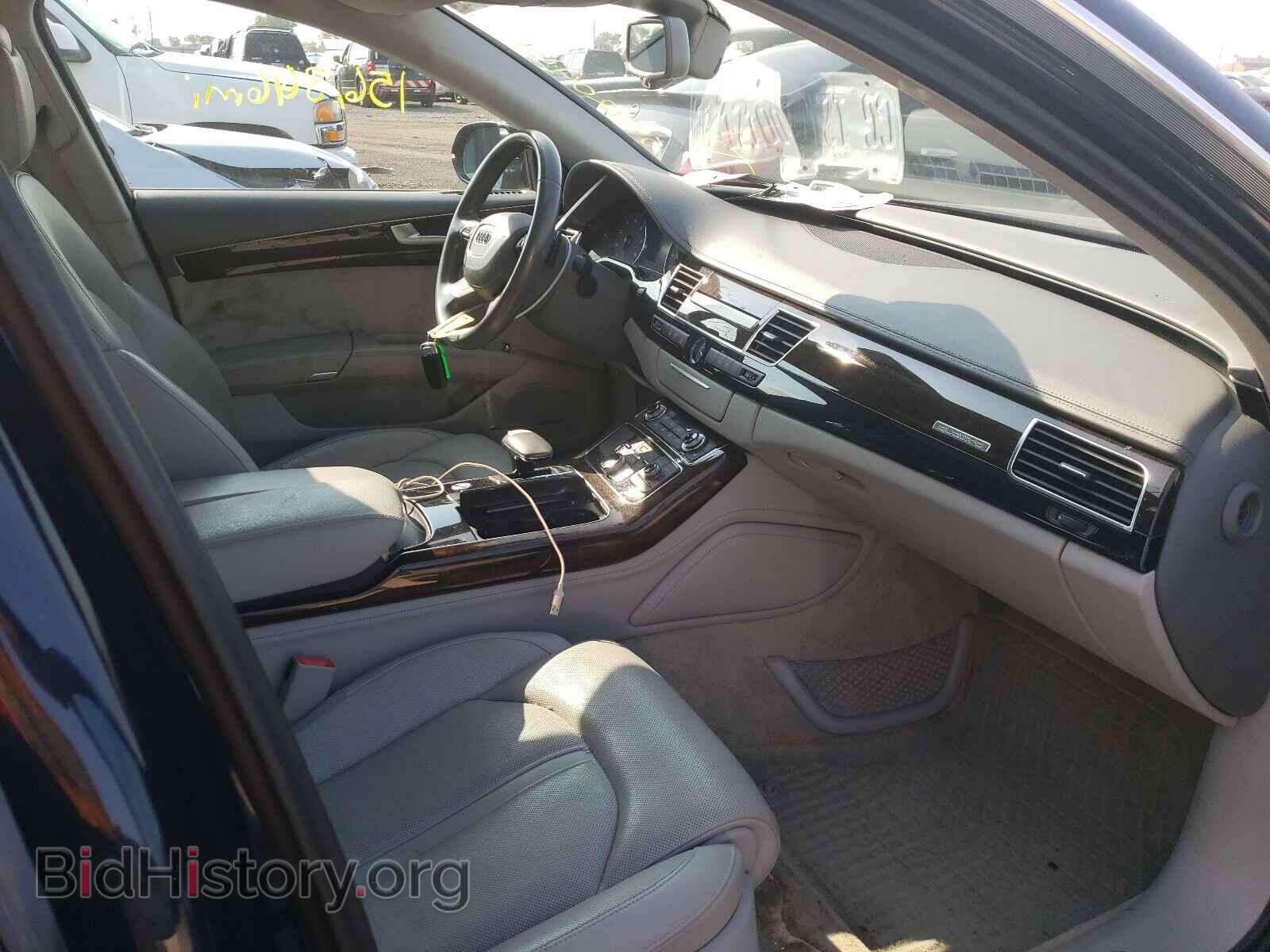 2011 AUDI A8 - VIN: WAURVAFD8BN027782 - Фото 5