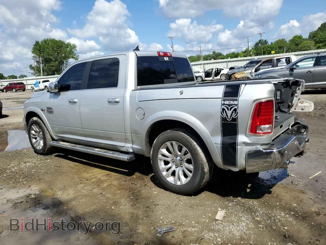 2017 RAM 1500 - VIN: 1C6RR7PT1HS632437 - Photo 2