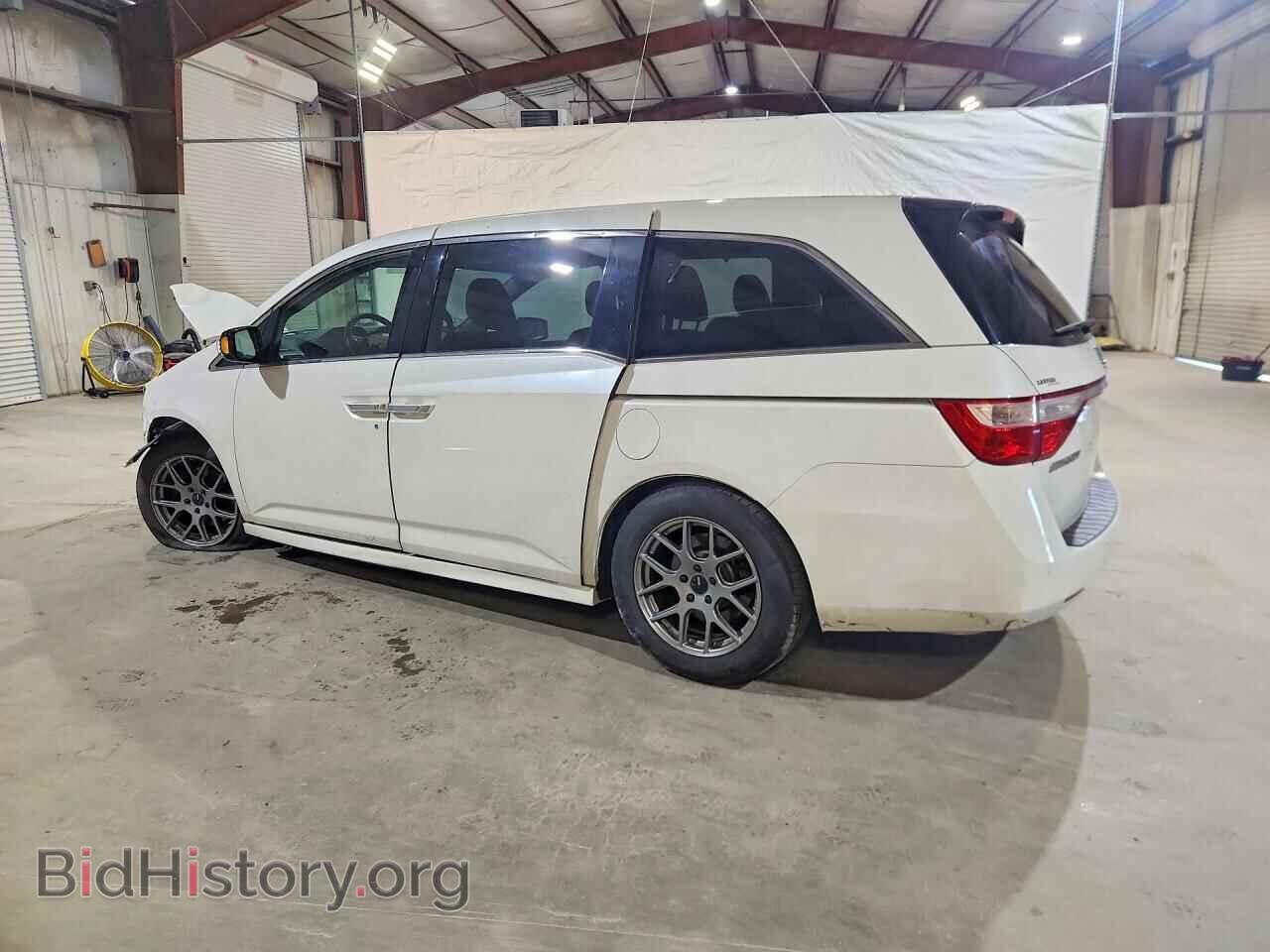 2013 HONDA ODYSSEY - VIN: 5FNRL5H92DB077541 - Фото 2