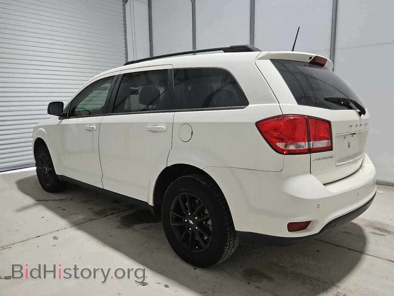 2019 DODGE JOURNEY - VIN: 3C4PDCBB1KT863978 - Фото 2