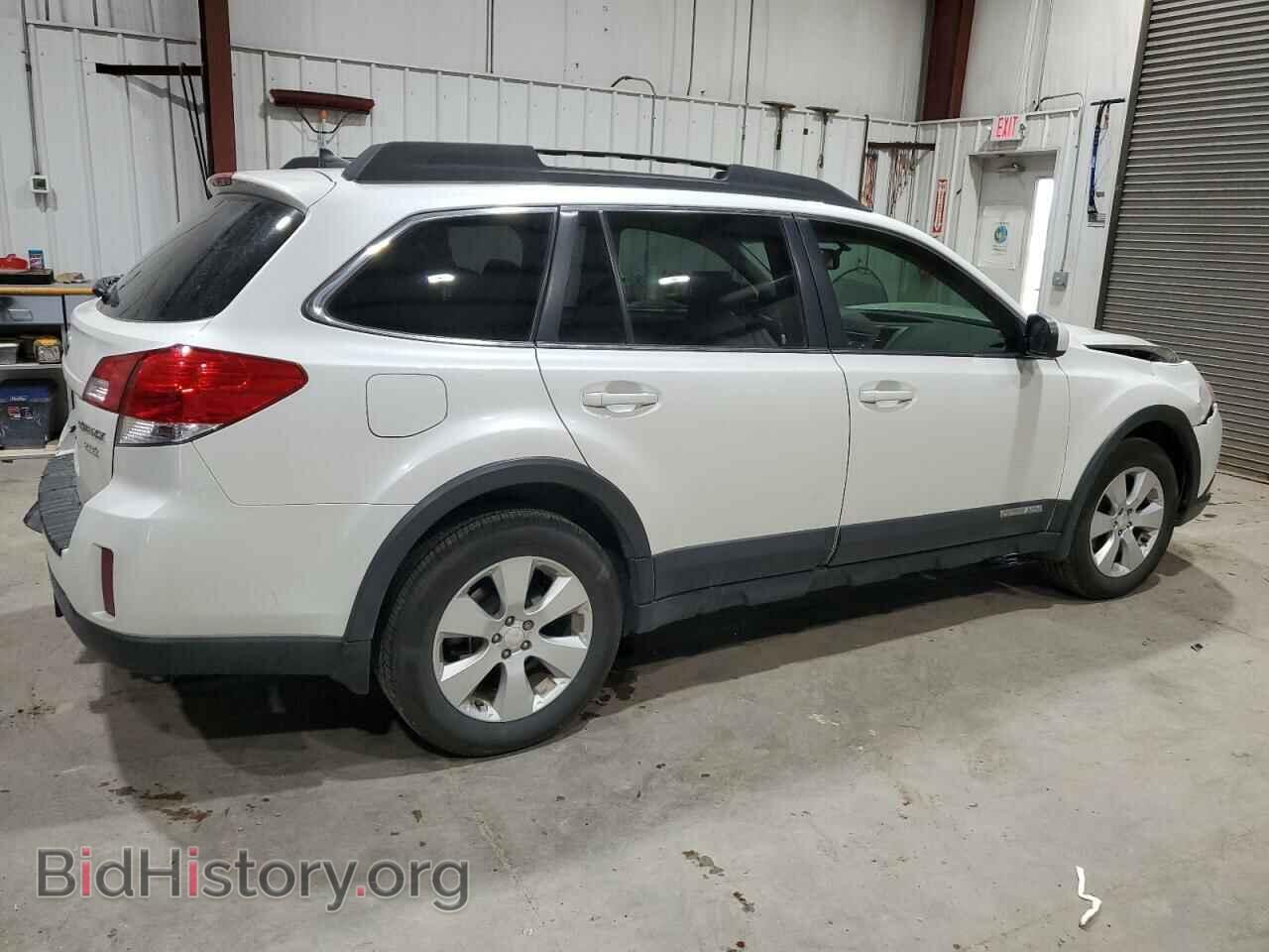 2011 SUBARU OUTBACK - VIN: 4S4BRBKC5B3375686 - Фото 3