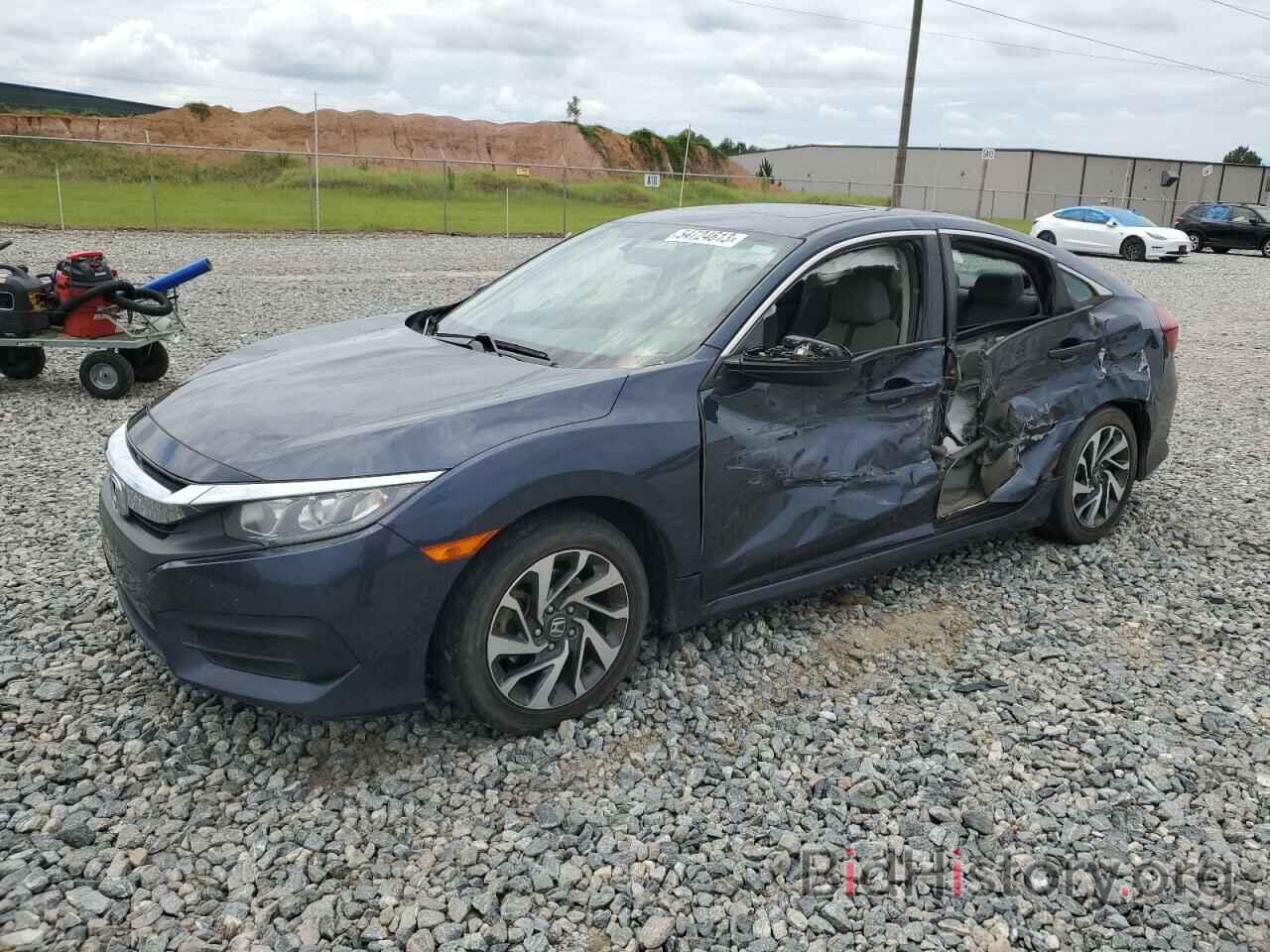 Photo 19XFC2F74JE012050 - HONDA CIVIC 2018